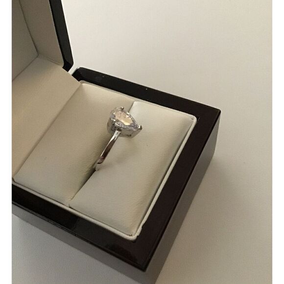 1.5Ct Pear Cut Solitaire Engagement Ring Sz 10~.925 Sterling Silver - Picture 2 of 4